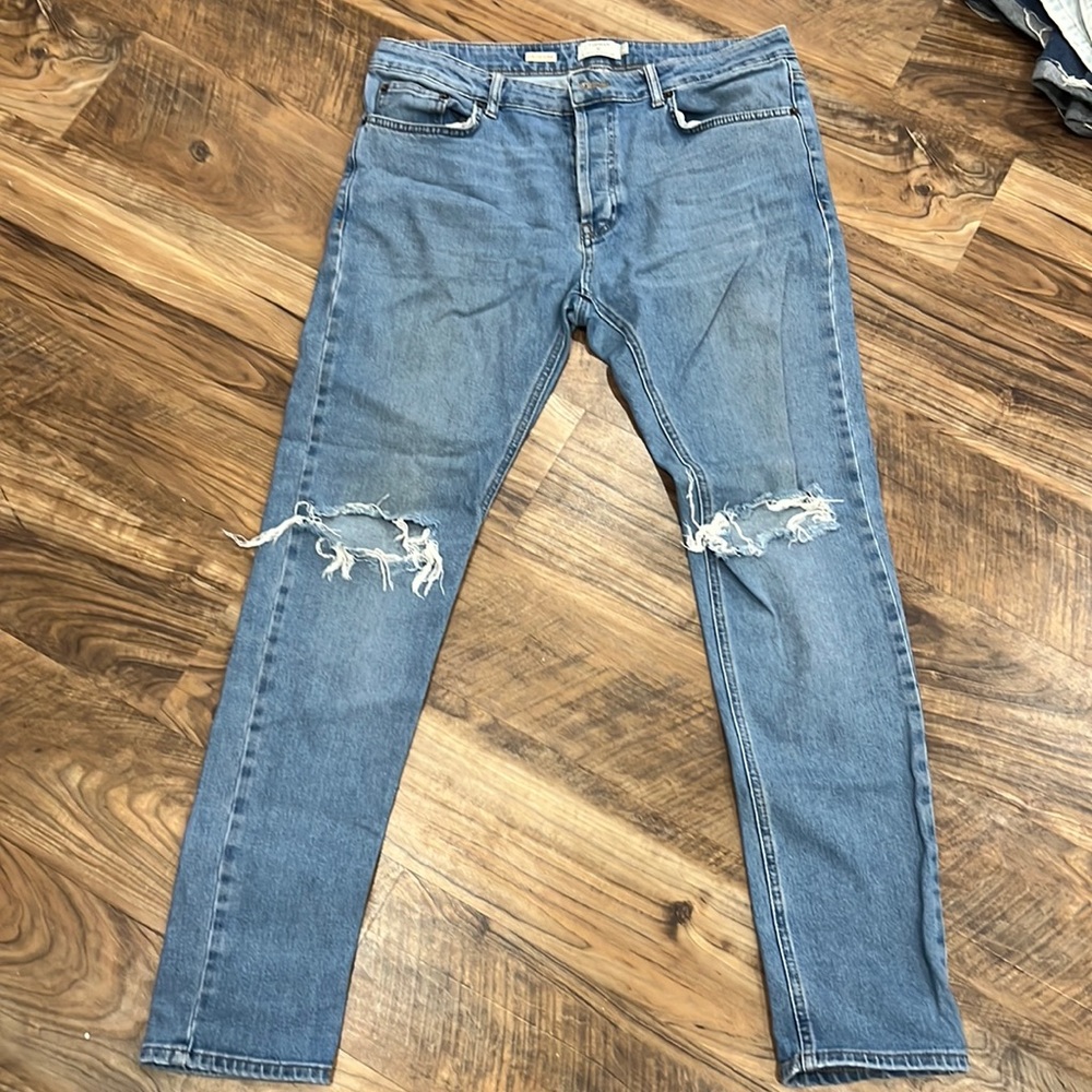 Topman 34R stretch skinny jeans cut at the knees